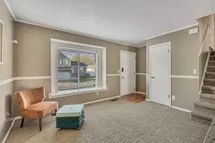 687 W 1900 N, Centerville, UT 84014 - Photo 4