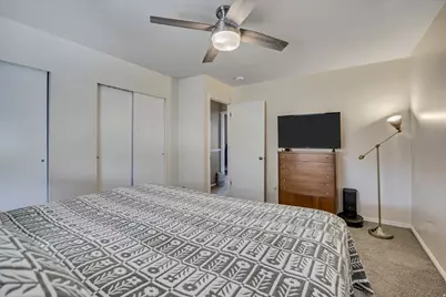 687 W 1900 N, Centerville, UT 84014 - Photo 12