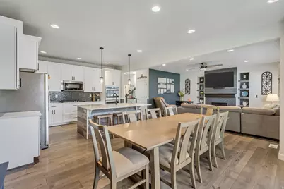 6593 W 7870 S, West Jordan, UT 84081 - Photo 16