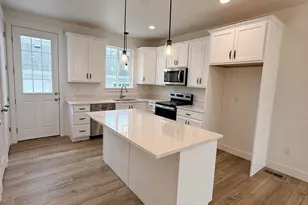 1738 N Northview Ln, Salem, UT 84653 - Photo 2