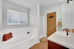 4051 W 6515 S, Taylorsville, UT 84129 - Photo 16