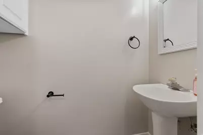 10261 S 3200 W, South Jordan, UT 84095 - Photo 30