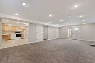 10261 S 3200 W, South Jordan, UT 84095 - Photo 36