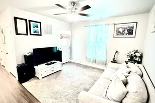 4708 W Sattler Ln, Riverton, UT 84096 - Photo 2