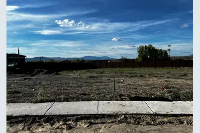 623 E 2475 N #5, North Logan, UT 84341 - Photo 4