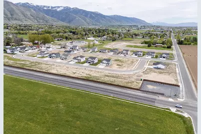 623 E 2475 N #5, North Logan, UT 84341 - Photo 32