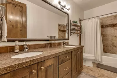 1584 E 11400 S, Sandy, UT 84092 - Photo 30