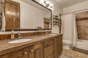 1584 E 11400 S, Sandy, UT 84092 - Photo 30