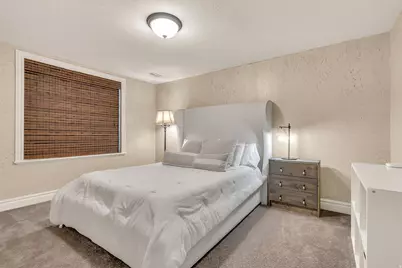 1584 E 11400 S, Sandy, UT 84092 - Photo 40