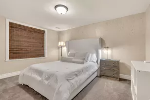 1584 E 11400 S, Sandy, UT 84092 - Photo 40