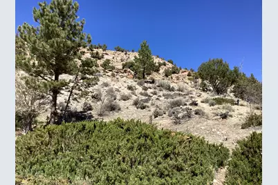 8 Red Cliff Cir, Manila, UT 84046 - Photo 6