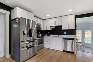 4374 S Fernwood Dr, Taylorsville, UT 84123 - Photo 8