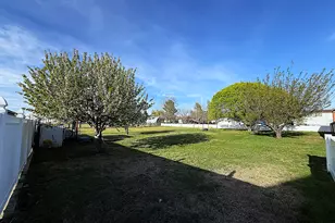 6042 W 5700 S, Hooper, UT 84315 - Photo 4