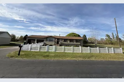 6042 W 5700 S, Hooper, UT 84315 - Photo 1