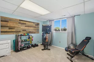 2490 E Dolphin Way, Cottonwood Heights, UT 84121 - Photo 28