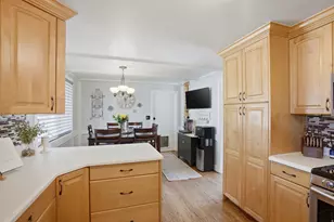 2490 E Dolphin Way, Cottonwood Heights, UT 84121 - Photo 8