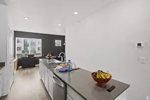 971 E Citadel Ln, Saratoga Springs, UT 84045 - Photo 6