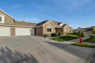 476 S Iron Shoe Ln E, Saratoga Springs, UT 84045 - Photo 2