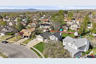 2755 N 1700 E, Layton, UT 84040 - Photo 44