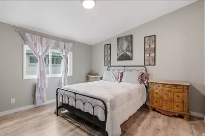 537 Kirk St, Layton, UT 84041 - Photo 4