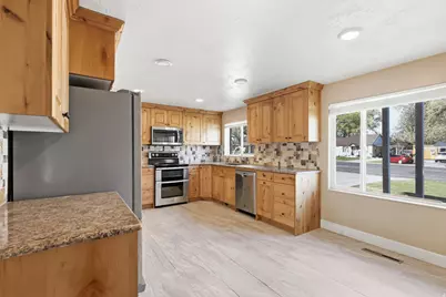 550 N 400 E, Brigham City, UT 84302 - Photo 10