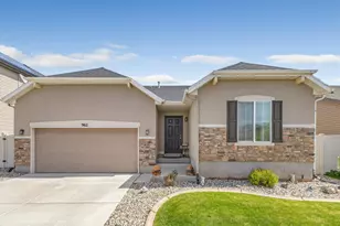 962 N Abbey, North Salt Lake, UT 84054 - Photo 2