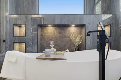 5845 S 1900 E, Holladay, UT 84121 - Photo 62