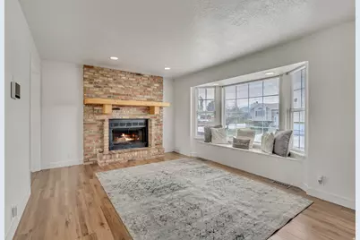 6873 S Red Elm Cir, West Jordan, UT 84081 - Photo 2