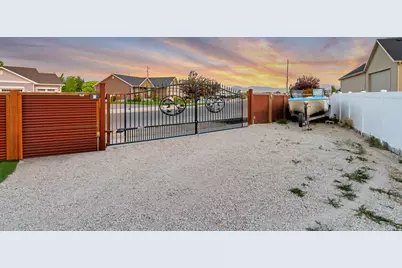 256 Worthington St, Grantsville, UT 84029 - Photo 52
