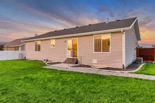 256 Worthington St, Grantsville, UT 84029 - Photo 24