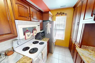 1386 W Telegraph Dr, Taylorsville, UT 84123 - Photo 6