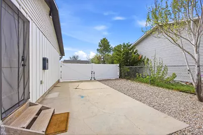 3848 W 5820 S, Taylorsville, UT 84129 - Photo 20