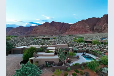 1060 W Wintook Dr, Ivins, UT 84738 - Photo 2