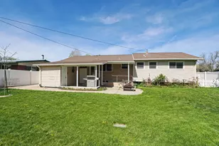 930 N Amethyst St, Layton, UT 84041 - Photo 44