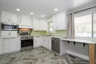 930 N Amethyst St, Layton, UT 84041 - Photo 14