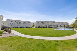 1284 S 1050 E, Provo, UT 84606 - Photo 32