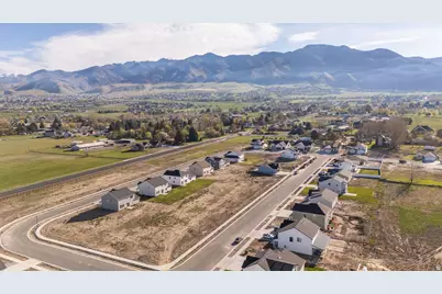 651 E 2450 N #46, North Logan, UT 84341 - Photo 2