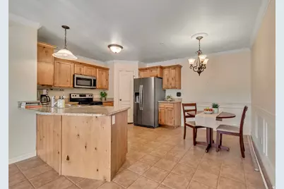 661 S 2220 W #202, Pleasant Grove, UT 84062 - Photo 4