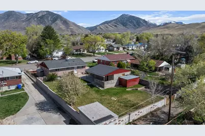 187 N Pinehurst Ave, Tooele, UT 84074 - Photo 32