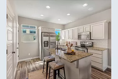 446 W Amber Glow Ln, Draper, UT 84020 - Photo 10