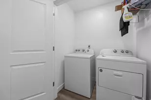 2792 N Fighting Falcon St, Layton, UT 84040 - Photo 22