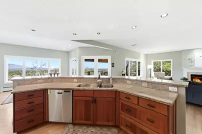 8 Altawood Dr S, Sandy, UT 84092 - Photo 32