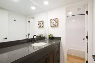 1032 E 400, Salt Lake City, UT 84102 - Photo 12