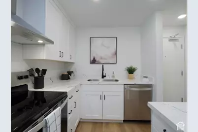 1032 E 400 #309B, Salt Lake City, UT 84102 - Photo 2