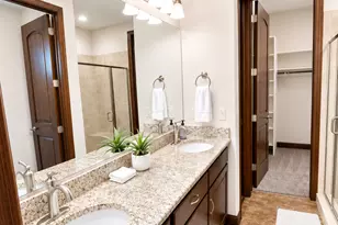 2009 N Coral Ridge Dr, Washington, UT 84780 - Photo 10