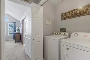 3576 E Rustic Spring Ln S, Cottonwood Heights, UT 84121 - Photo 18