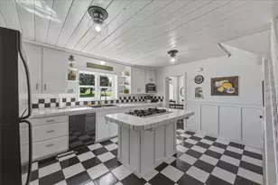 295 E 100 N, Mount Pleasant, UT 84647 - Photo 8