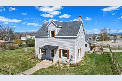 295 E 100 N, Mount Pleasant, UT 84647 - Photo 2