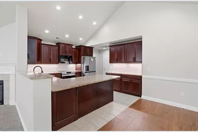 864 W 1840 S #D, Syracuse, UT 84075 - Photo 10