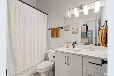 214 S 900 W, Tooele, UT 84074 - Photo 12